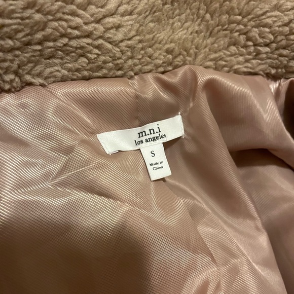 m.n.i Los Angeles Fuzzy Trench Coat - Picture 3 of 3